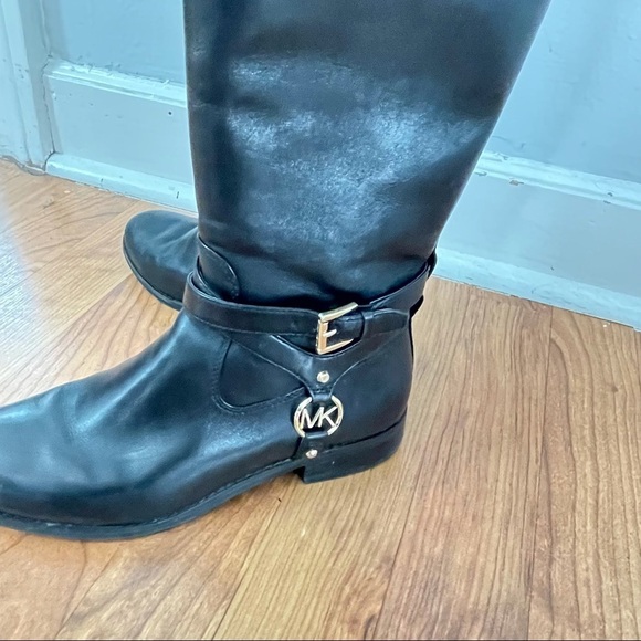 Michael Kors Riding Boots Black Brown Leather Logo Buckle Tall Boots 6 - Picture 5 of 6
